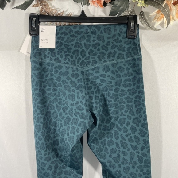NWT Nike‎ [ XS ] Mid-Rise Leopard Glitter Active Leggings in Teal - Picture 12 of 12